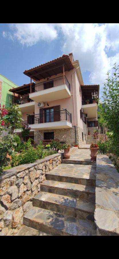 Panos Luxury Suites Kalampáka Dış mekan fotoğraf
